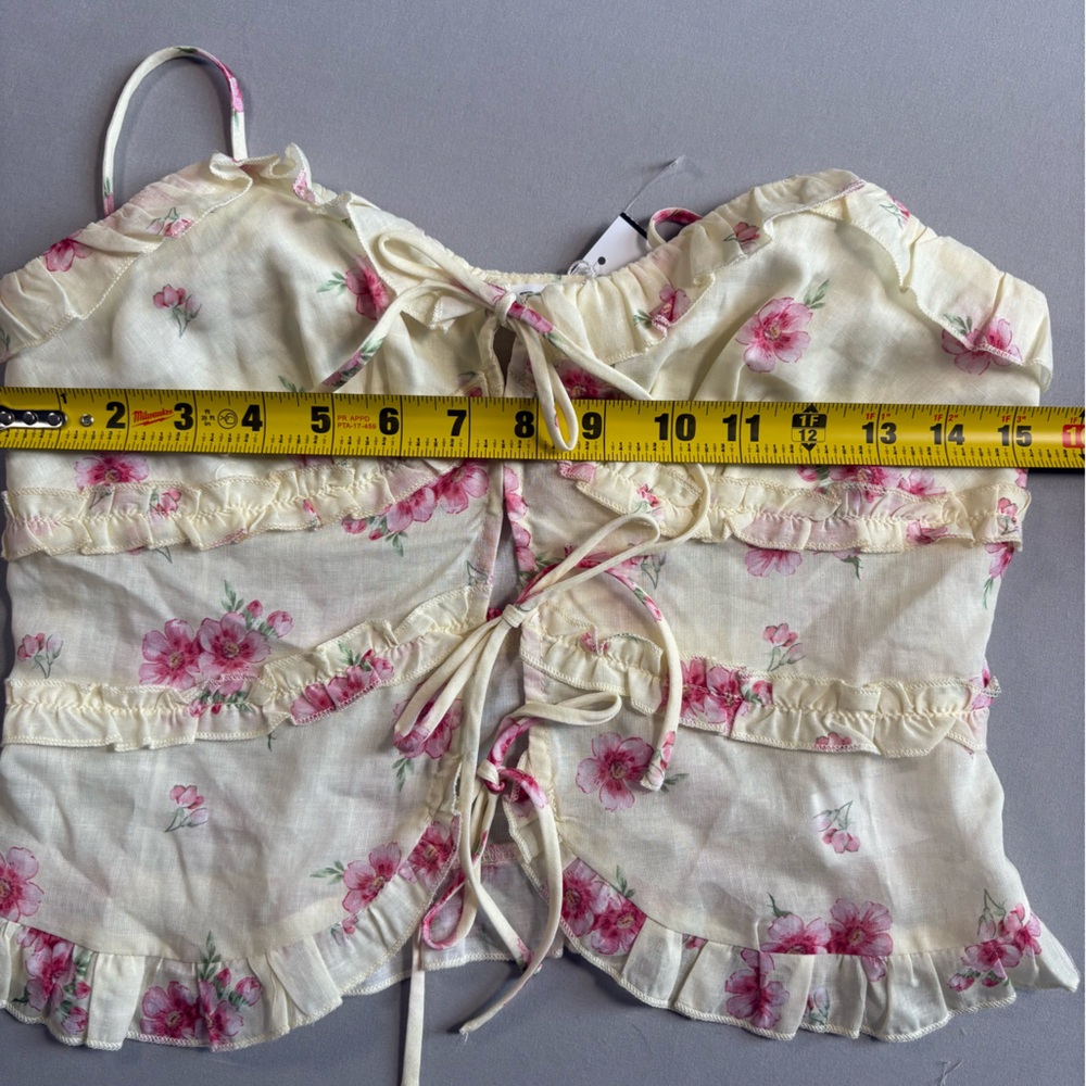 ASTR Floral Ruffle Tie-Front Cami with Pink Blooms/Butter Yellow Coquette NWT - Picture 7 of 10